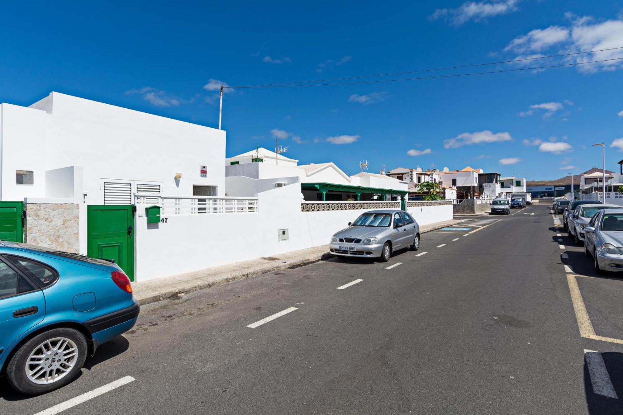 2Br Terrace Home - 10 Min Walk To The Beach Playa Honda  Exterior foto