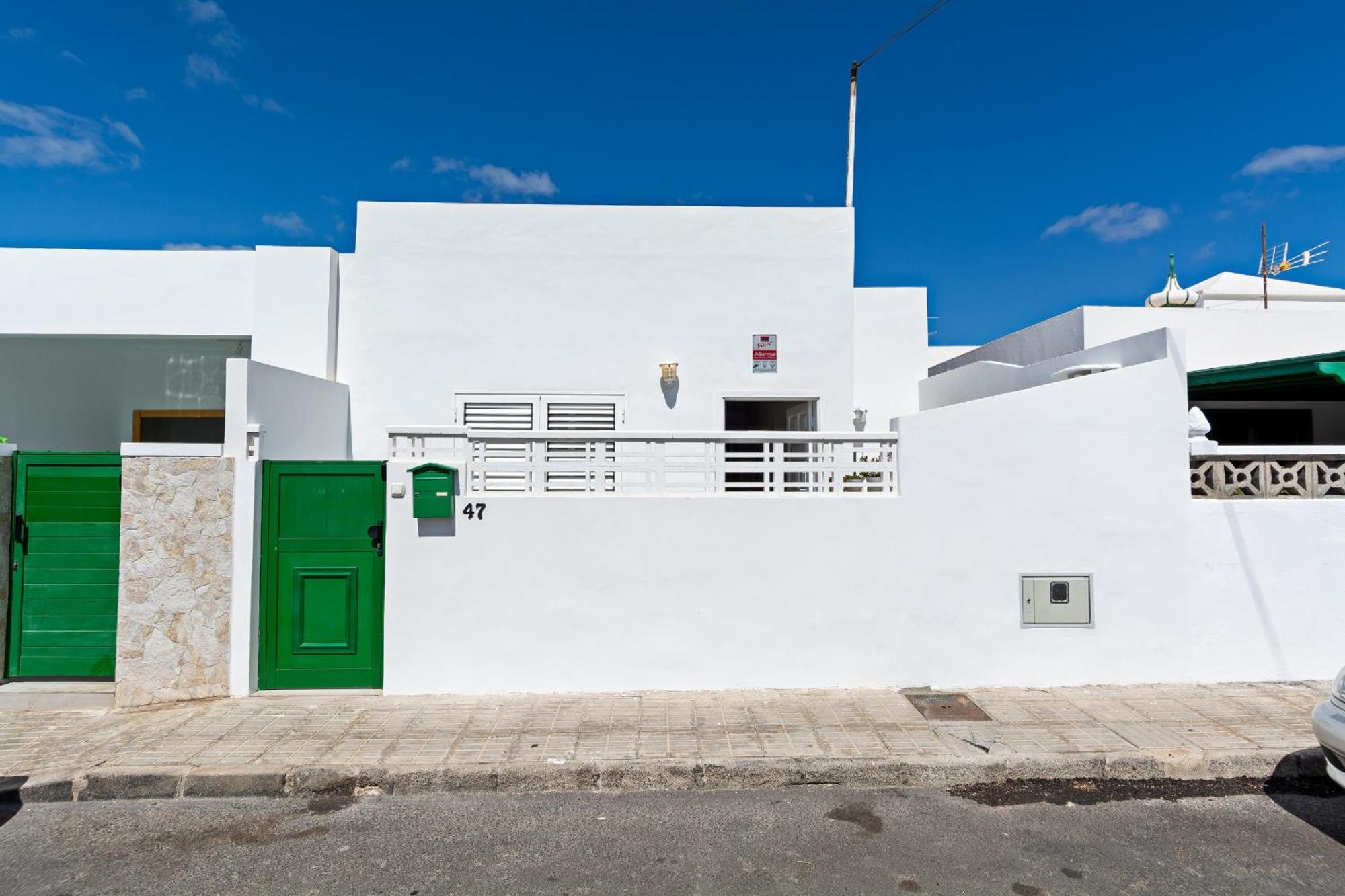 2Br Terrace Home - 10 Min Walk To The Beach Playa Honda  Exterior foto